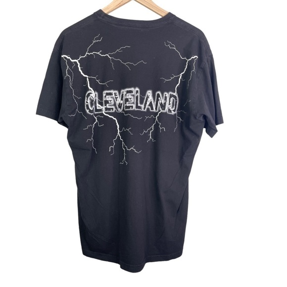Reebok NFL Cleveland Browns Football Lightning T-shirt - Picture 3 of 3